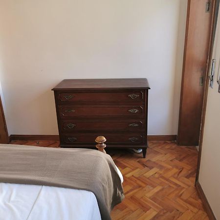 Hostel Vila Nova Вила-Нова-ди-Гая Номер фото